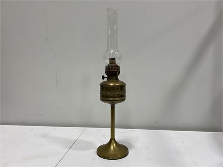 20” MATADOR BRENNER OIL LAMP (26” tall)
