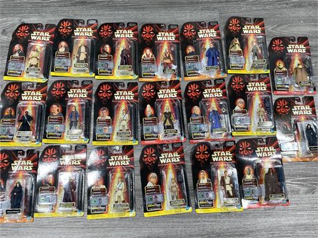 20 UNOPENED STAR WARS HASBRO COLLECTABLES W/COMMTECH CHIPS (Episode 1)