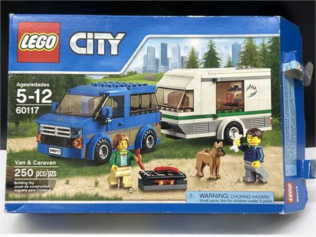 NEW OPEN BOX LEGO CITY SET 60117