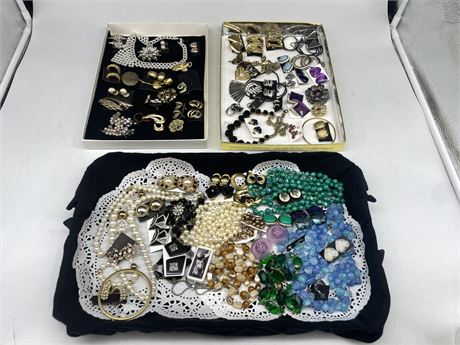 3 TRAYS OF COSTUME JEWELRY - GREAT CONDITION
