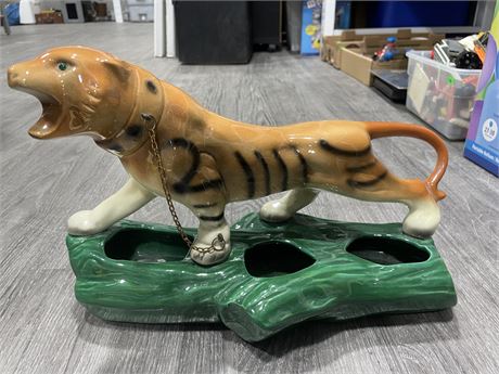 MCM TIGER PLANTER WITH EMERALD EYES + CHAINS