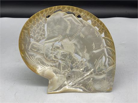 HAND CARVED ANTIQUE CHINESE ABALONE SHELL (8”x7.5”)