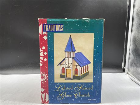 VINTAGE IN BOX LIGHTED STAINED GLASS CHURCH