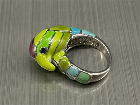 GORGEOUS SILVER PLATED W/ENAMEL PARROT RING