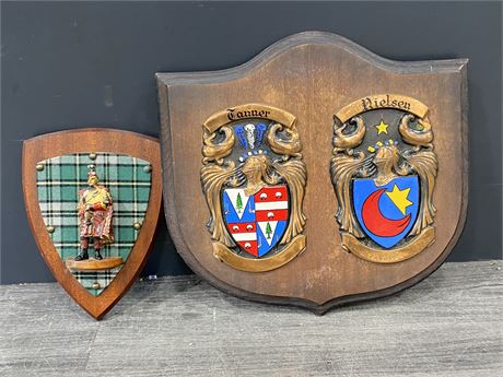 SCOTTISH CLAN WALL HANGINGS (LARGEST IS 16.5”X15”)