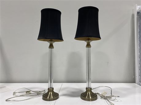2 DECORATIVE LAMPS