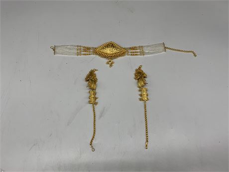 22K GOLD PLATED SOUTH EAST ASIAN NECKLACE & EARRINGS SET
