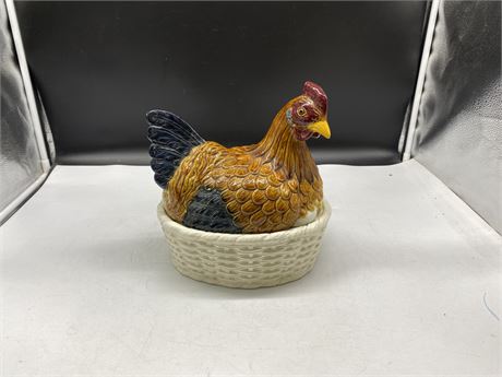 LARGE HEN WITH EGGS COOKIE JAR (11” tall x 10” wide)