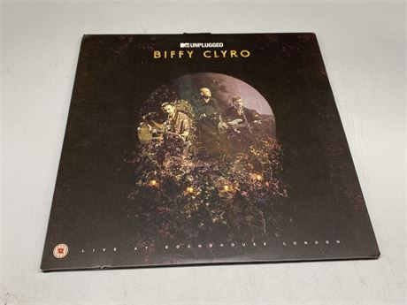 BIFFY CLYRO - LIVE AT ROUNDHOUSE LONDON - MINT (M)