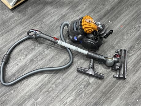 DYSON DC 23 VACCUM - POWERS UP BUT STOPS WORKING AFTER 30 SECS