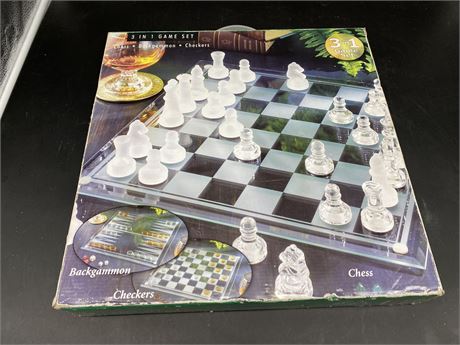 (NEW) 3 IN 1 GAME SET (Chess,checkers, backgammon)