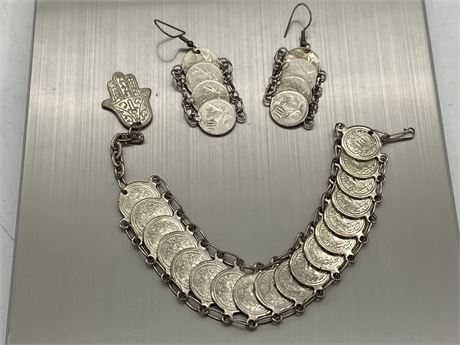 VINTAGE SILVER TONE COIN BRACELET & MATCHING EARRINGS
