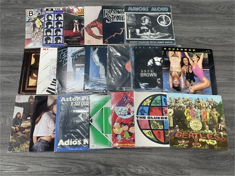 20 MISC RECORDS - MOST ARE SLIGHTLY SCRATCHED / SCRATCHED