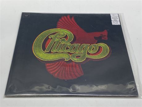 ORIGINAL 1975 CANADIAN PRESS CHICAGO - INCLUDES IRON-ON PATCH - VG+