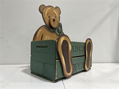 HAND MADE TEDDY BEAR TOY BOX 13”x19”x23”