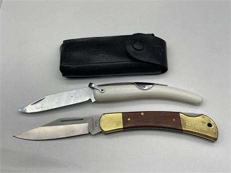 2 POCKET KNIVES - 1 W/ CASE