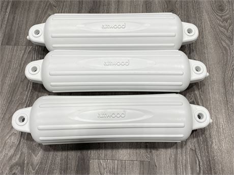 3 ATTWOOD BOAT BUMPERS