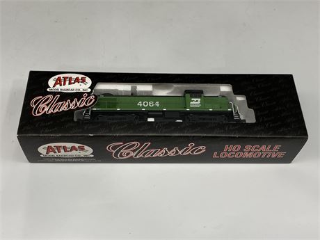 ATLAS LOCOMOTIVE TRAIN MODEL - RETAIL $110