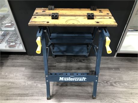 MASTER CRAFT TOOL TABLE