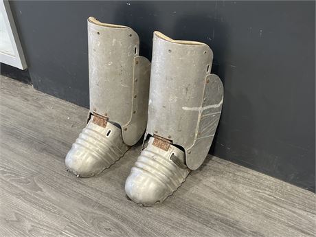 VINTAGE METAL KNIGHT ARMOUR BOTTOMS - 15” TALL