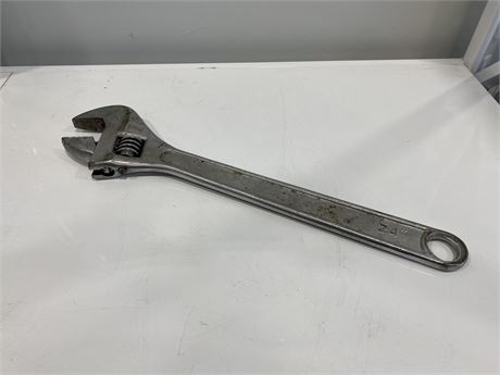 LARGE 24” ADJUSTABLE WRENCH
