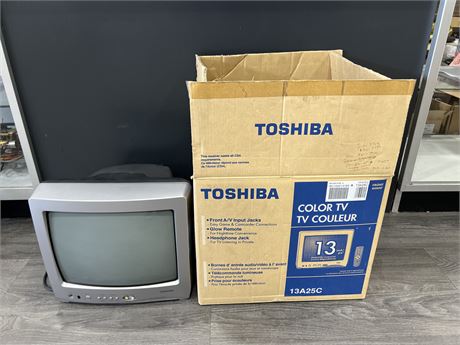 TOSHIBA 13” COLOR TV W/ REMOTE & BOX