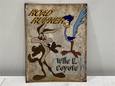 TIN ROAD RUNNER AND WILE E COYOTE SIGN (12.5”X16”)