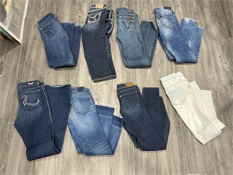 9 PAIRS OF WOMENS JEANS - SOME DESIGNER