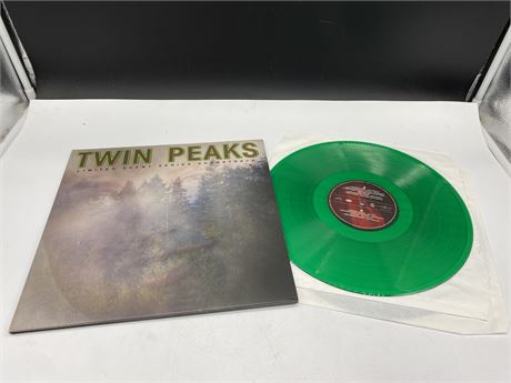 LIMITED EDITION TWIN PEAKS 2 LP GREEN VINYL - UNPLAYED