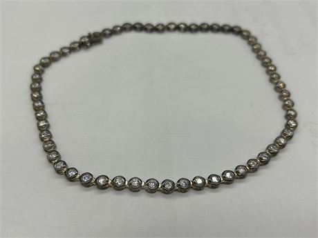 MARKED 925 STERLING WOMENS NECKLACE