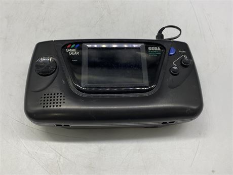 SEGA GAMEGEAR WITH POWER BANK (UNTESTED)