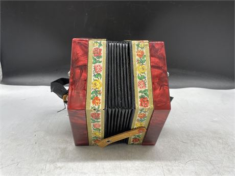 BANDMASTER MADE IN GERMANY SQUEEZE BOX