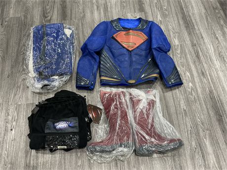 UD REPLICAS SUPERMAN MAN OF STEEL LEATHER MOTORCYCLE JACKET, PANTS & BOOTS
