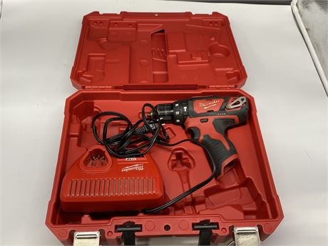 MILWAUKEE POWER DRILL W/CHARGER (No battery)