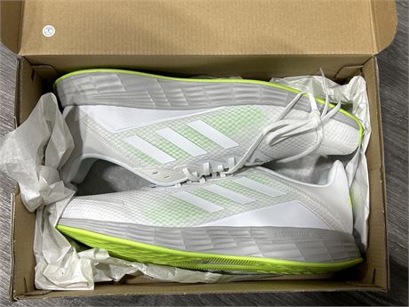 NEW IN BOX ADIDAS RUNNING SHOES - SIZE 13