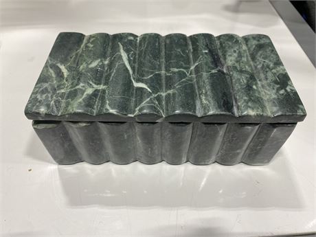 MARBLE ONYX GREEN HEAVY BOX (8”)