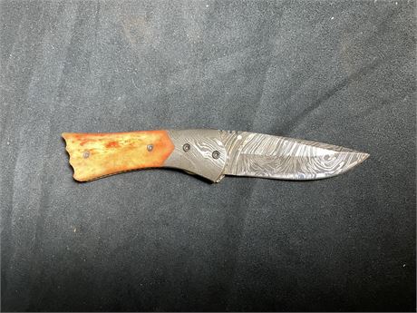 3” DAMASCUS KNIFE W/ MARBLE HANDLE