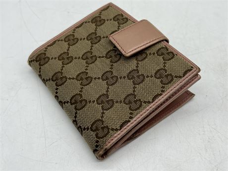 GUCCI WOMENS WALLET