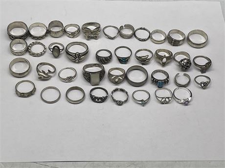 LARGE LOT OF STERLING RINGS (150g TOTAL)