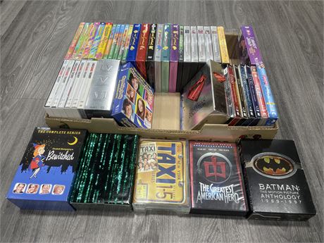 FLAT OF DVD’S INCL: BATMAN ANTHOLOGY 1989-1997, TAXI COMPLETE, ETC