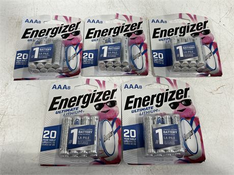 (NEW) AAA8 ENERGIZER BATTERIES