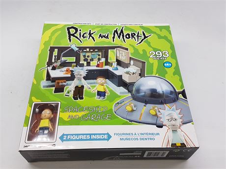 SEALED RICK AND MORTY SPACESHIP AND GARAGE