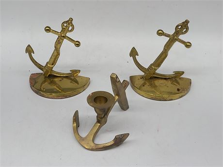 PAIR OF VINTAGE SOLID BRASS ANCHOR BOOKENDS 6" + CANDLE HOLDER