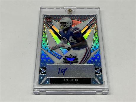 ROOKIE KYLE PITTS 2021 LEAF JERSEY CARD #1/20
