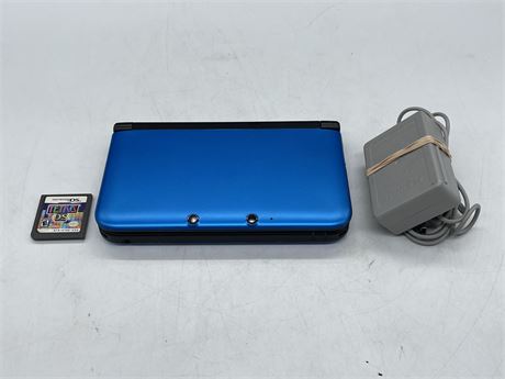 BLUE NINTENDO 3DS XL WITH CHARGER AND TETRIS DS