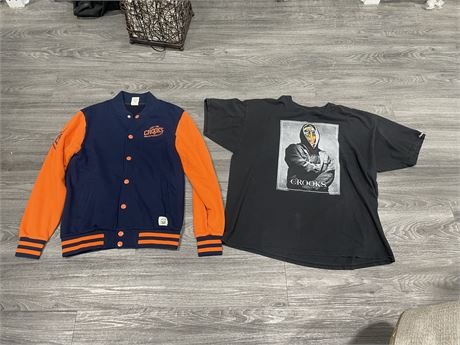 CROOKS T-SHIRT SIZE 2XL & CROOKS VARSITY JACKET SIZE M