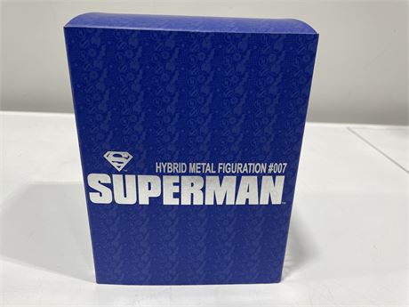 SUPERMAN HEROCROSS METAL FIGURINE IN BOX