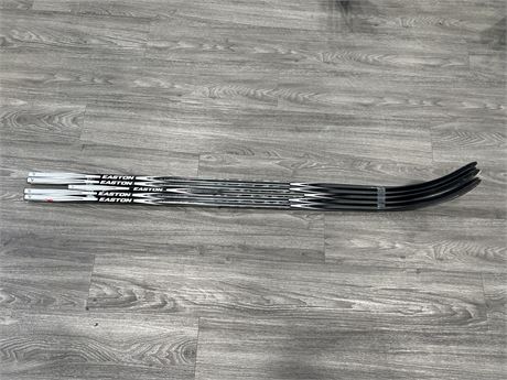 5 BRAND NEW RIGHT HANDED JR. / YOUTH HOCKEY STICKS - SPECS IN PHOTOS