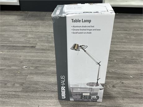 (NEW) TABLE LAMP