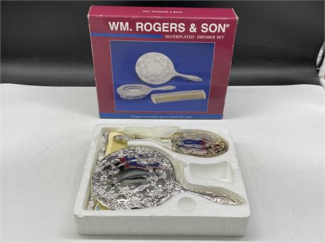 NIB ROGERS & SONS SILVER PLATE DRESSER SET (SPECS IN PHOTOS)